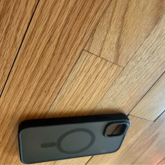 iPhone 11 Black Phone Case with MagSafe ring - Picture 4 of 4